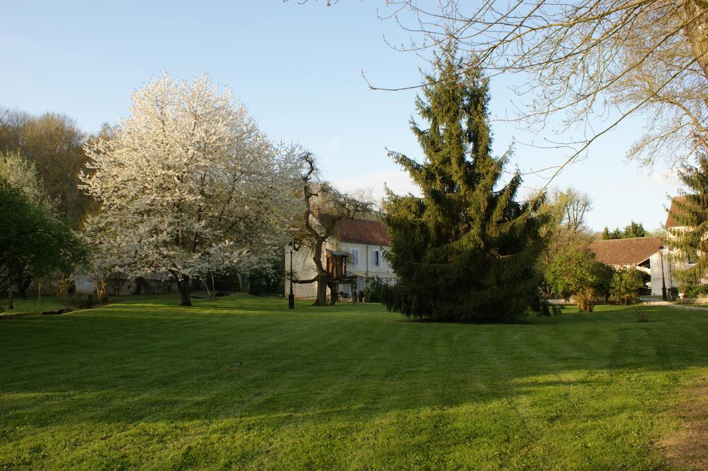 Bed and Breakfast Le Moulin De Pommeuse Экстерьер фото